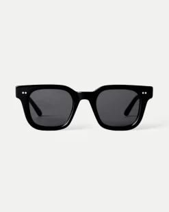 04 Sunglasses in Black