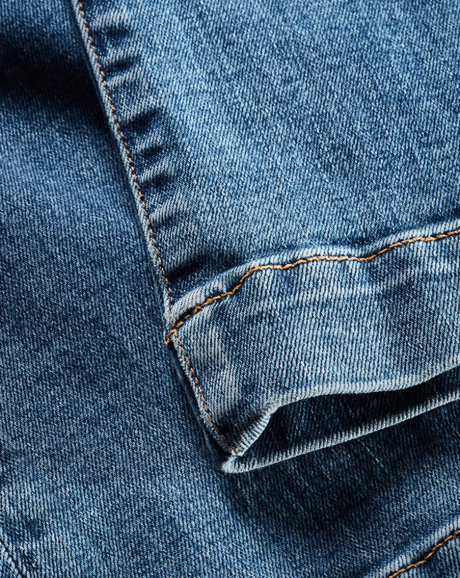 Carson Kick-Flare Jean in Bandit Dust