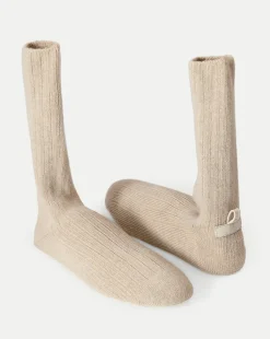 Flexible Knit Shoe in Oatmeal