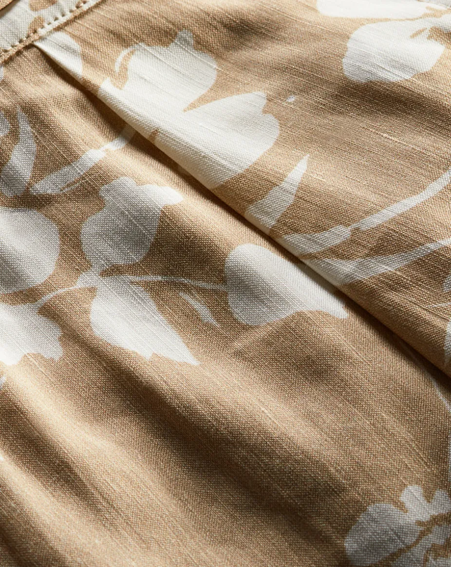 Hobbes Stretch-Linen Short in Stone Khaki/Off-White