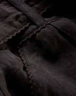 Hobbes Stretch-Linen Short in Black