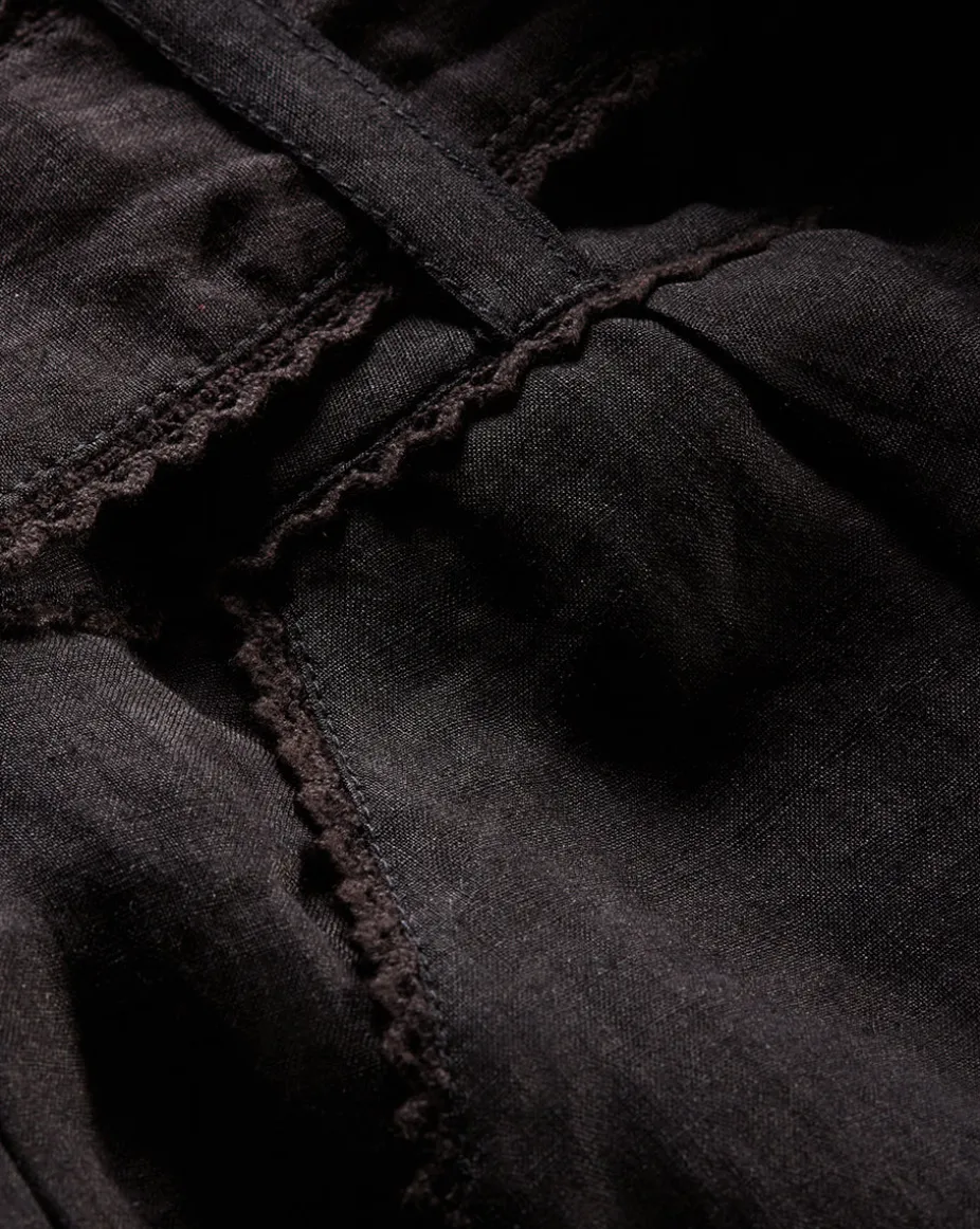 Hobbes Stretch-Linen Short in Black