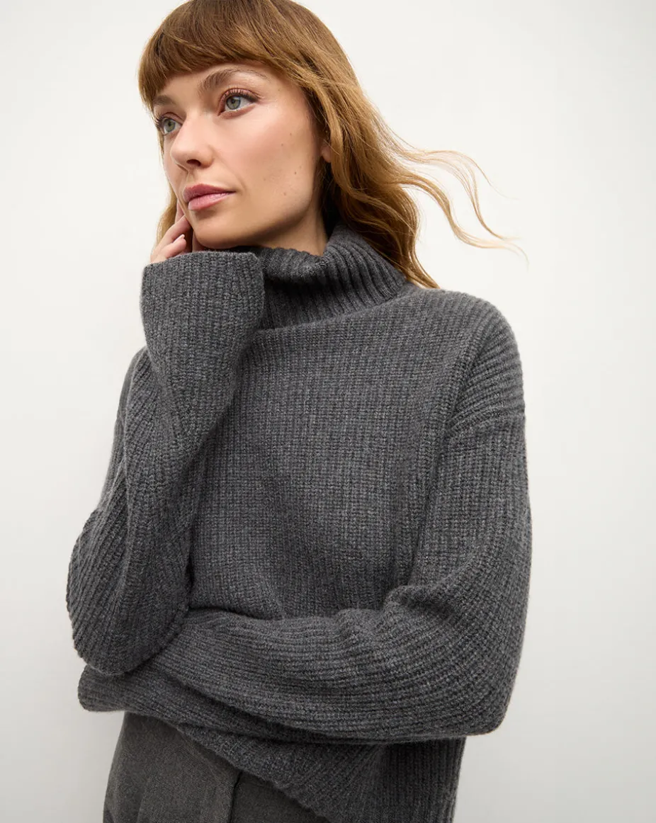 Matilda Merino Cashmere Turtleneck in Charcoal