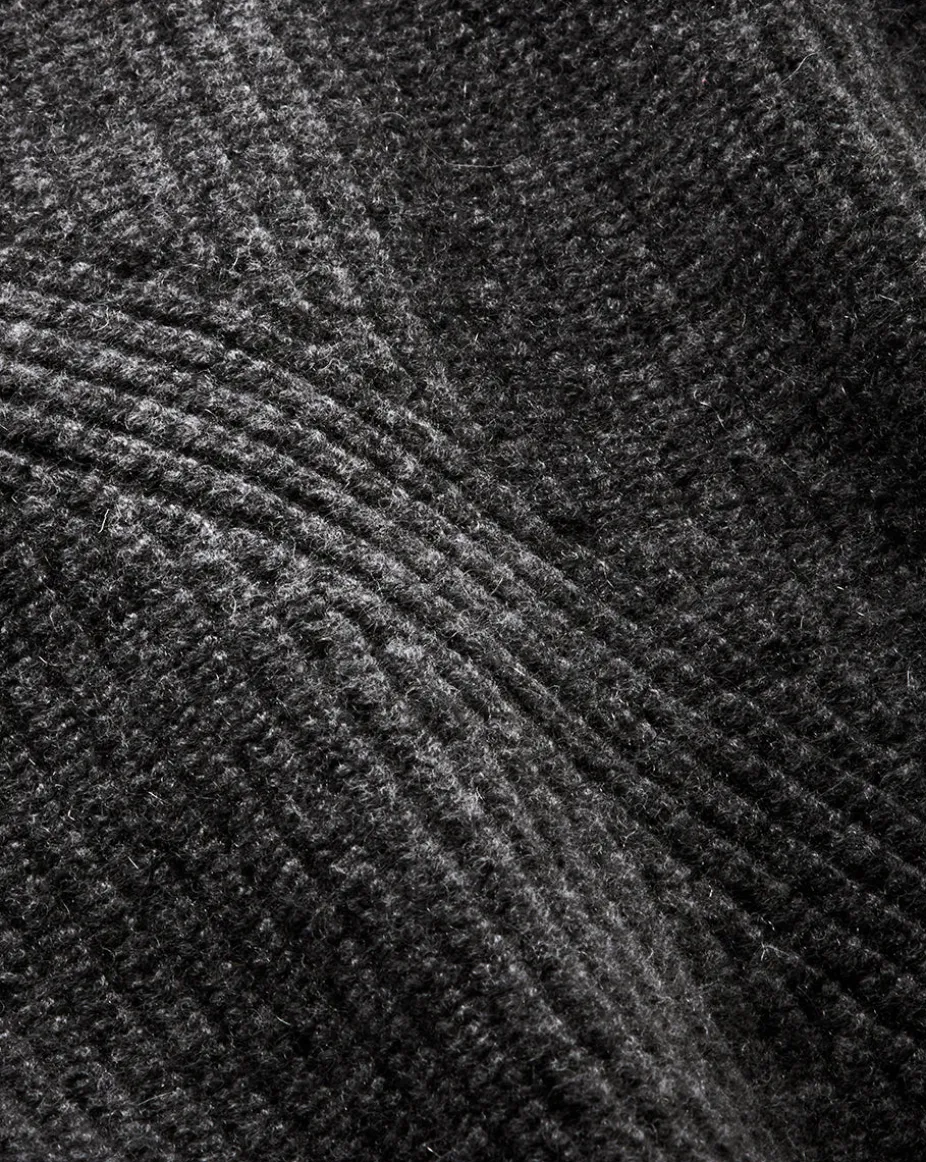 Matilda Merino Cashmere Turtleneck in Charcoal