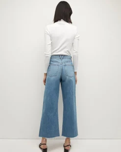 Nate Top With Buttons in White