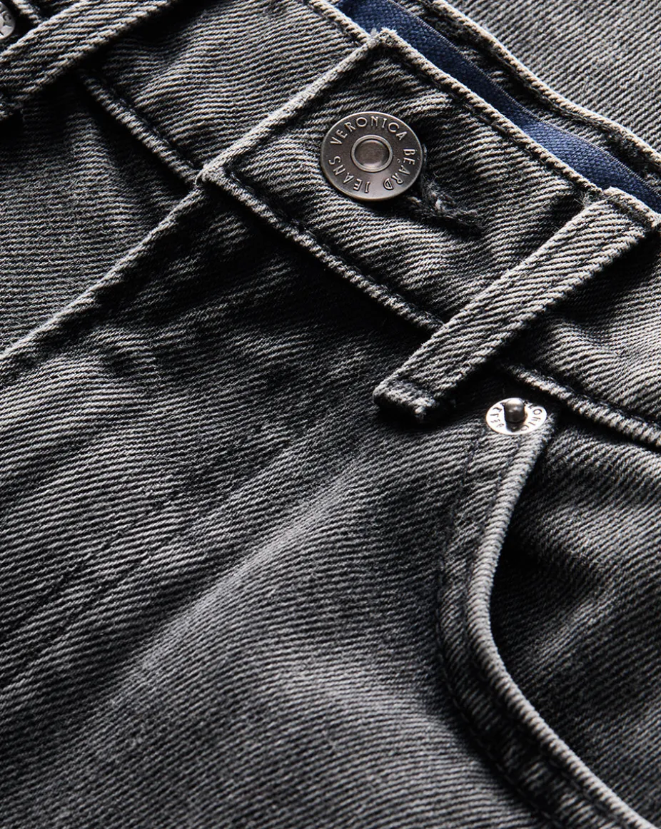 Taylor Cuffed Wide-Leg Jeans in Washed Black